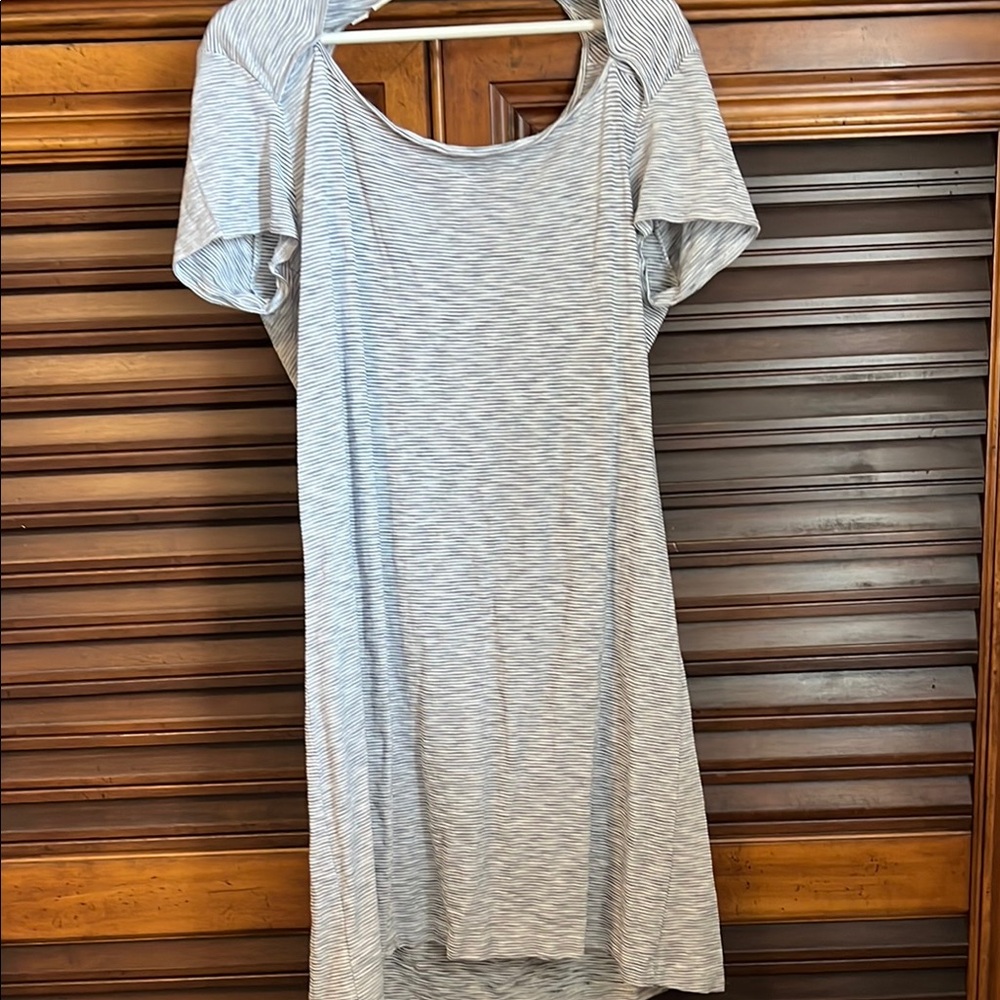 Gap scoop neck with twisted neck on back Striped Short Sleeve Dress Navy/White